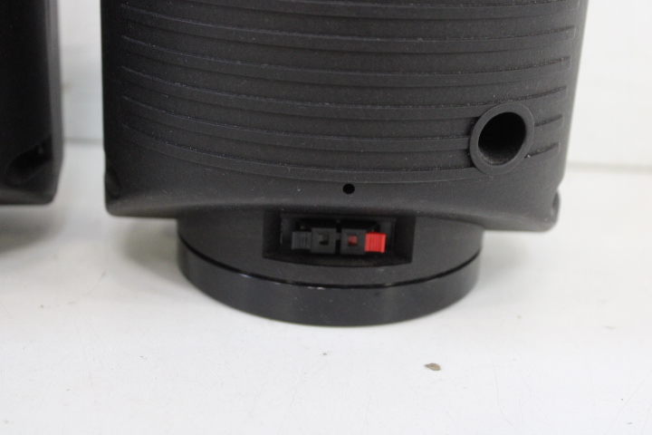 Wharfedale Modus Cube luidsprekers set – foto 11 – kavel bij GSD Auctions, Zoeterwoude