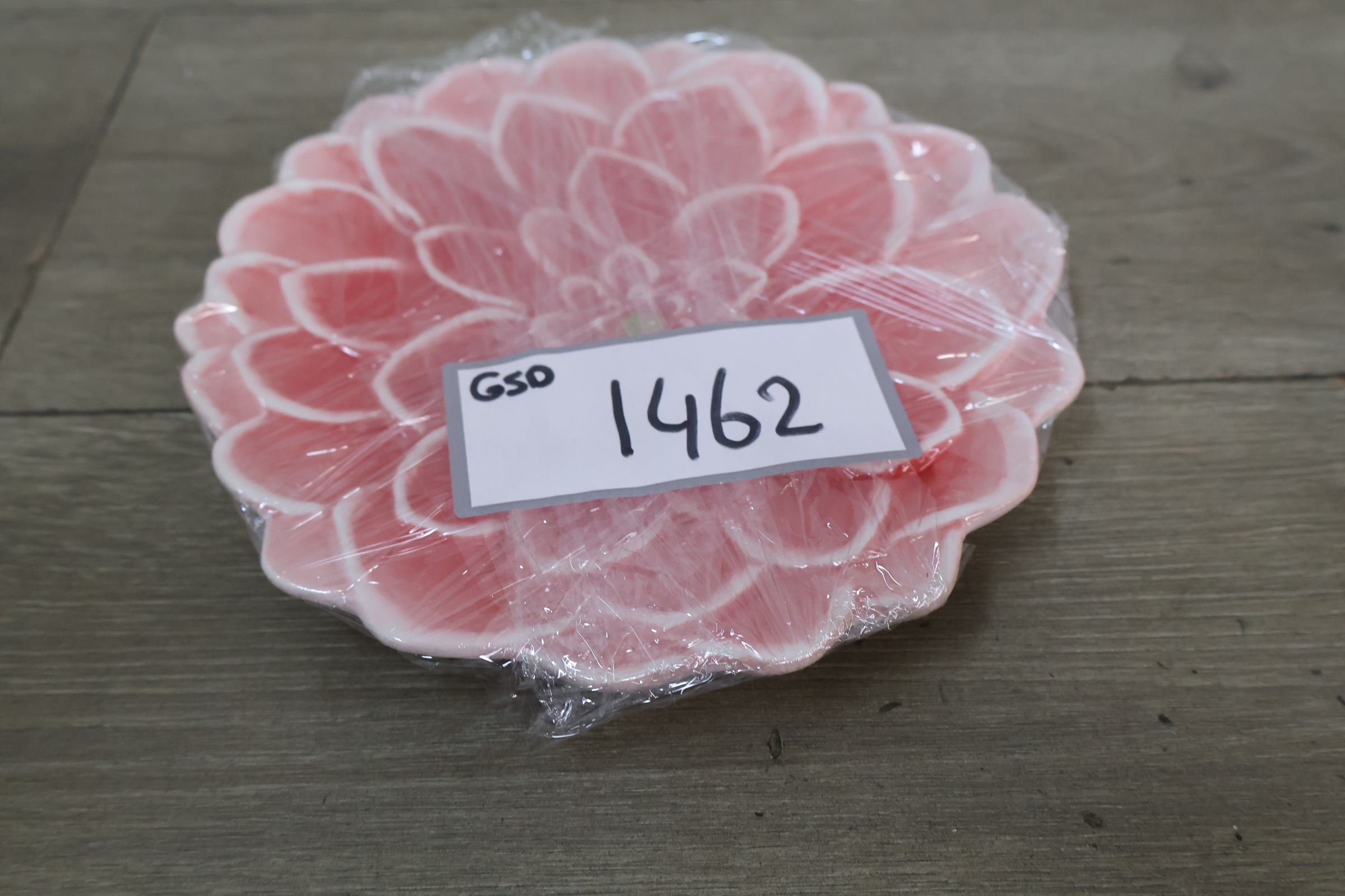 Decoratief keramisch kleurrijk bloemvormig bord – foto 15 – kavel bij GSD Auctions, Zoeterwoude