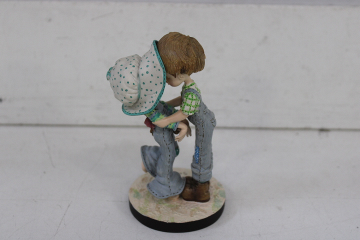 Vintage porseleinen beeldjes van kinderen – foto 14 – kavel bij GSD Auctions, Zoeterwoude