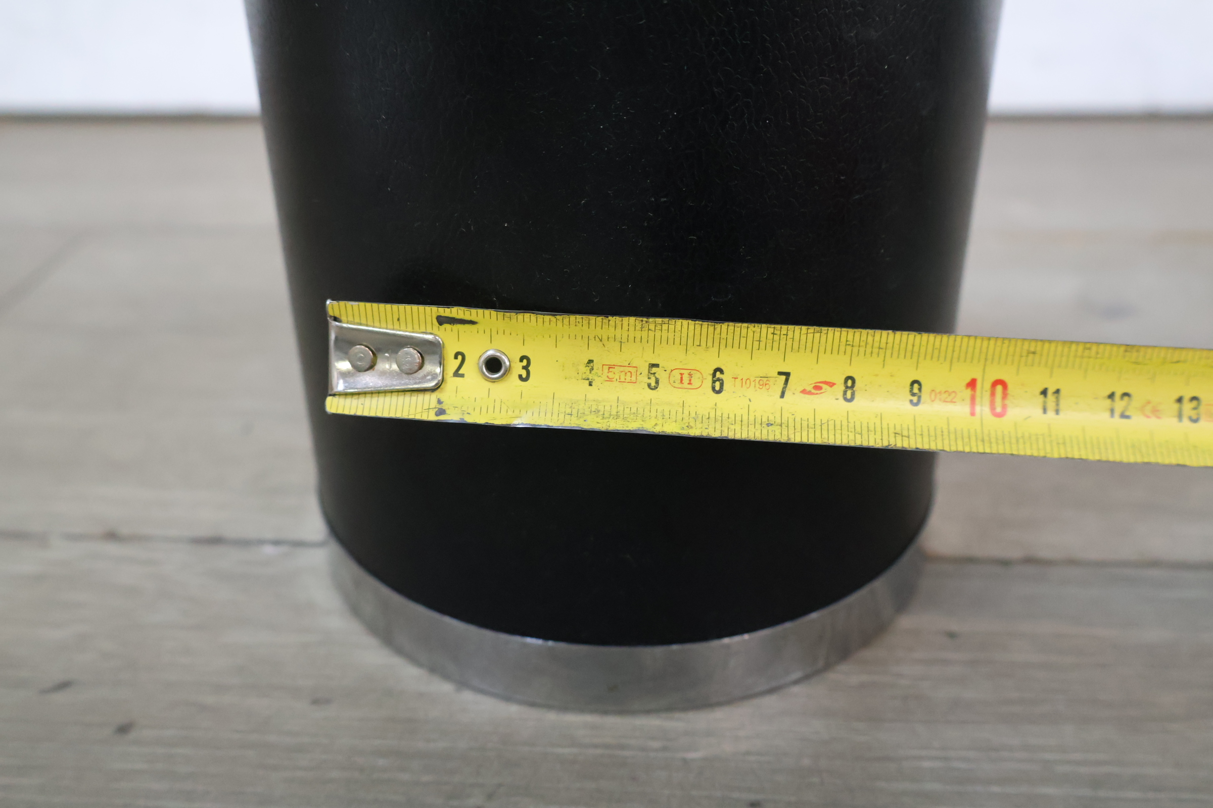 Ijsemmer met deksel en RVS cocktailshaker – foto 9 – kavel bij GSD Auctions, Zoeterwoude