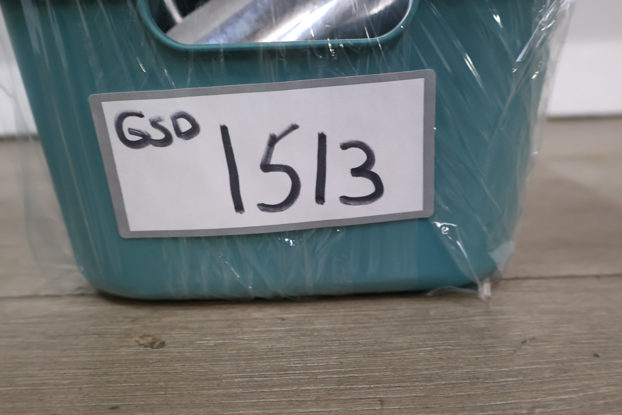 Ijsemmer met deksel en RVS cocktailshaker – foto 13 – kavel bij GSD Auctions, Zoeterwoude