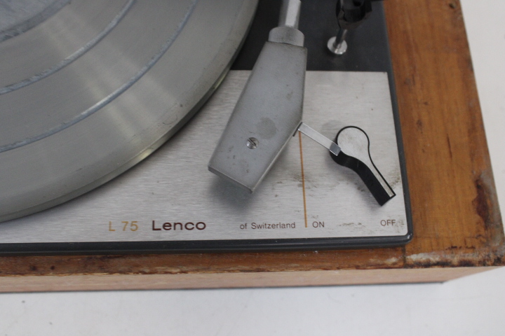 Lenco L75 platenspeler – foto 7 – kavel bij GSD Auctions, Zoeterwoude