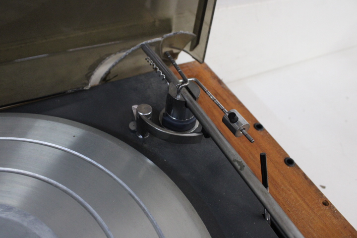Lenco L75 platenspeler – foto 10 – kavel bij GSD Auctions, Zoeterwoude