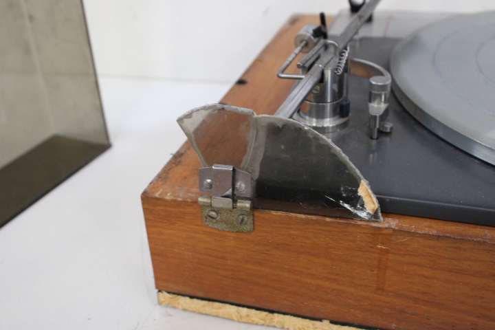 Lenco L75 platenspeler – foto 18 – kavel bij GSD Auctions, Zoeterwoude