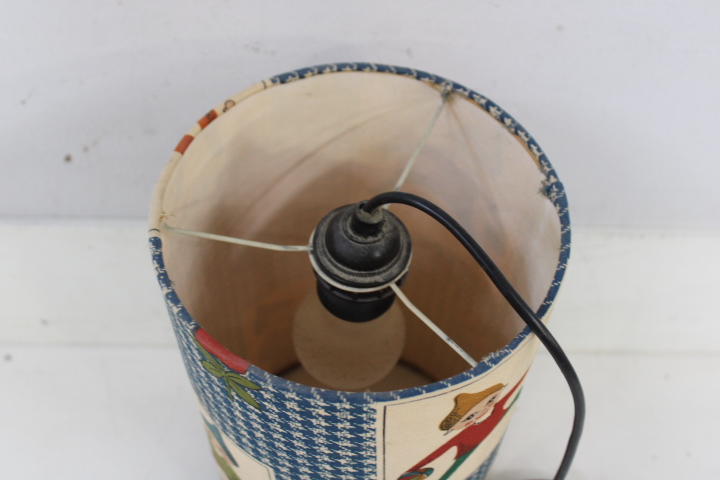 Vintage hanglamp met kinderfiguren – foto 10 – kavel bij GSD Auctions, Zoeterwoude
