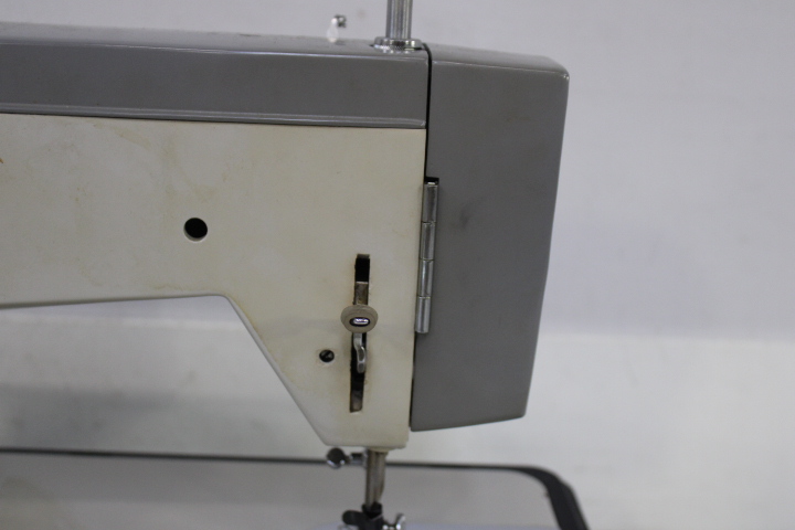 Naaimachine KARLAS vintage – foto 13 – kavel bij GSD Auctions, Zoeterwoude
