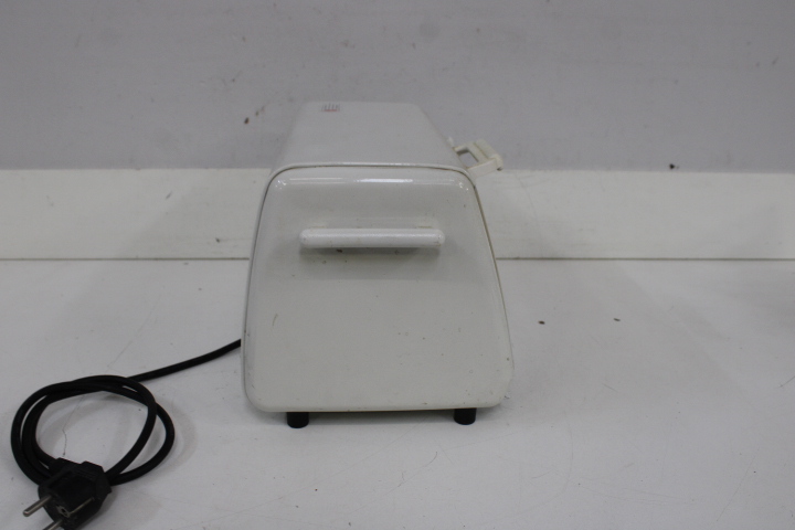 Tomado Snack Toaster Toast & Grill – foto 16 – kavel bij GSD Auctions, Zoeterwoude