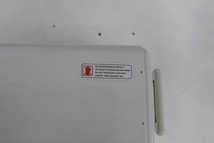 Tomado Snack Toaster Toast & Grill – foto 17 – kavel bij GSD Auctions, Zoeterwoude