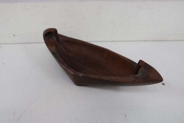 Set houten kommen en schaaltjes – foto 14 – kavel bij GSD Auctions, Zoeterwoude