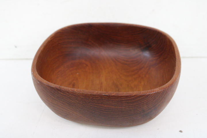 Set houten kommen en schaaltjes – foto 19 – kavel bij GSD Auctions, Zoeterwoude
