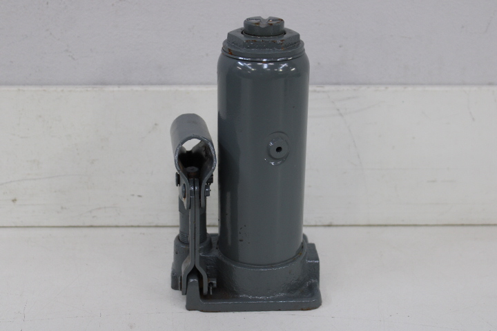 MOVECARE hydraulische autokrik 5000 kg – foto 18 – kavel bij GSD Auctions, Zoeterwoude