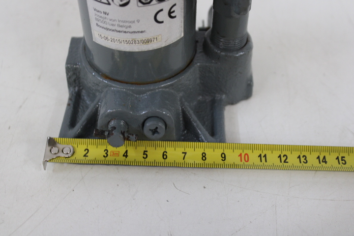 MOVECARE hydraulische autokrik 5000 kg – foto 20 – kavel bij GSD Auctions, Zoeterwoude