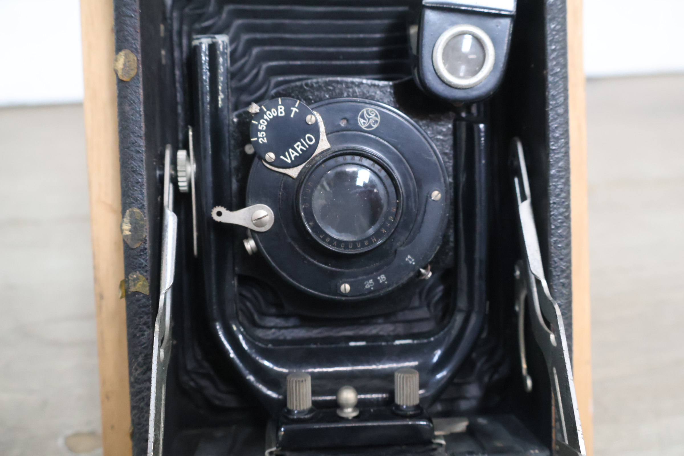 Antieke platencamera Vario – foto 5 – kavel bij GSD Auctions, Zoeterwoude