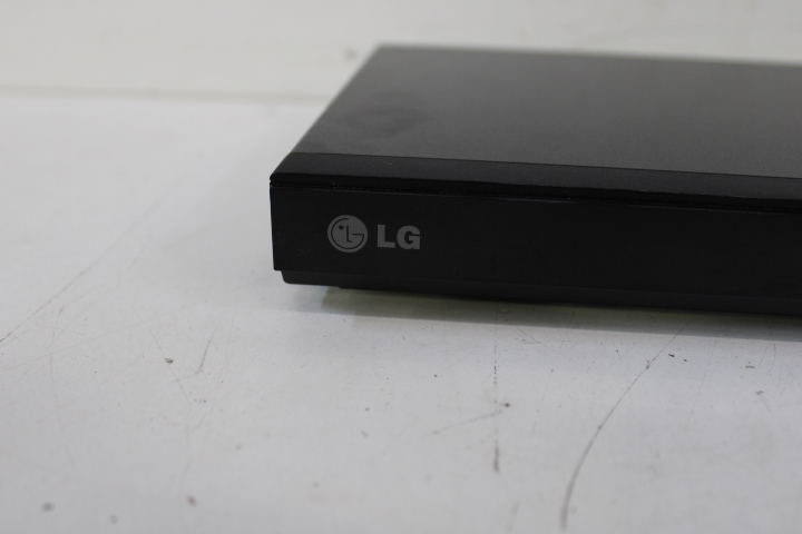 LG Blu-ray Disc Player met afstandsbediening – foto 8 – kavel bij GSD Auctions, Zoeterwoude