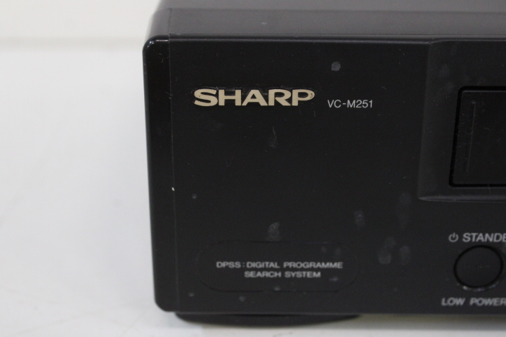 Sharp VC-H601 VHS videorecorder – foto 5 – kavel bij GSD Auctions, Zoeterwoude