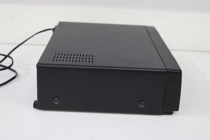 Sharp VC-H601 VHS videorecorder – foto 14 – kavel bij GSD Auctions, Zoeterwoude