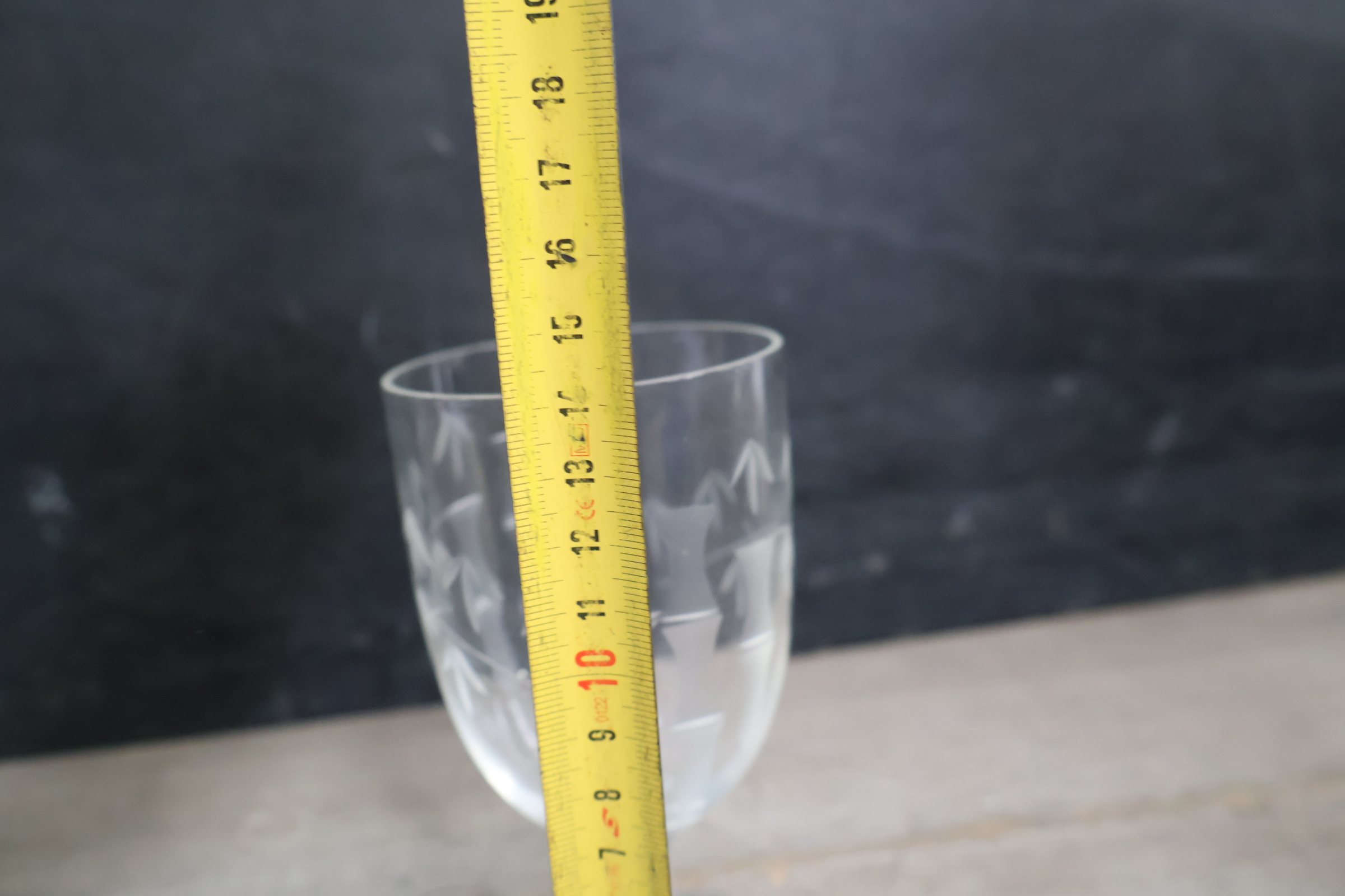 Set van 18 diverse gegraveerde glazen – foto 22 – kavel bij GSD Auctions, Zoeterwoude