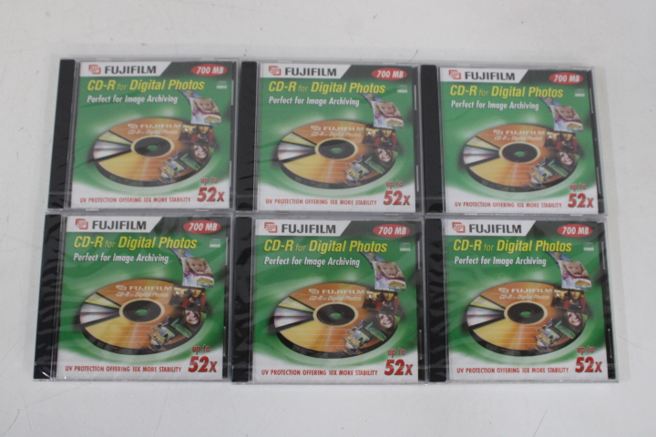 Diverse lege cd- en dvd-schijven met behuizingen – foto 24 – kavel bij GSD Auctions, Zoeterwoude