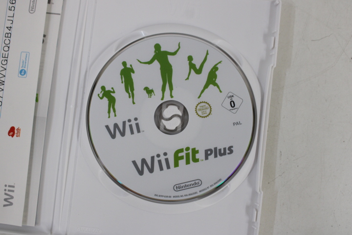 Nintendo Wii Fit Plus spel – foto 8 – kavel bij GSD Auctions, Zoeterwoude