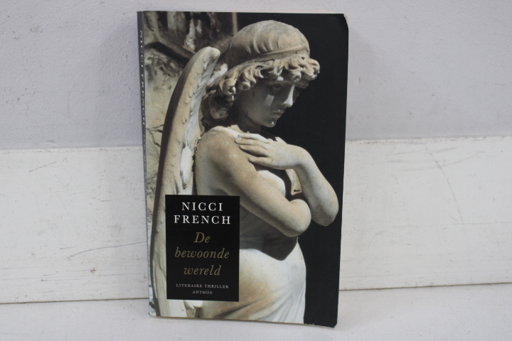 Nicci French trilogie boeken set – foto 12 – kavel bij GSD Auctions, Zoeterwoude