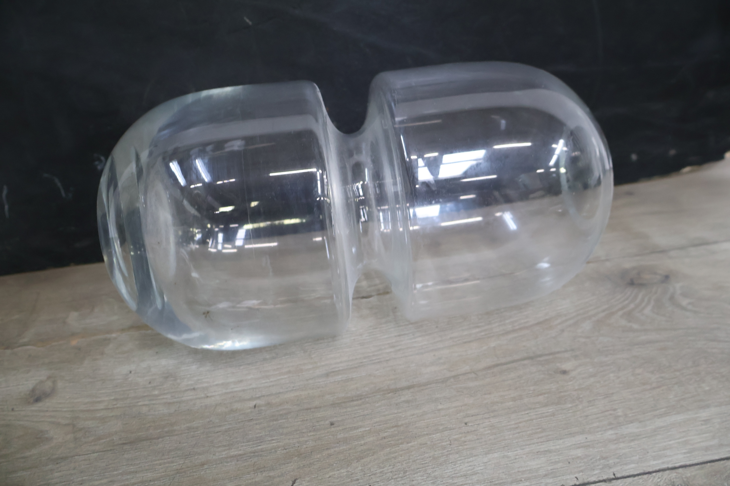 Set van drie glazen vazen – foto 9 – kavel bij GSD Auctions, Zoeterwoude