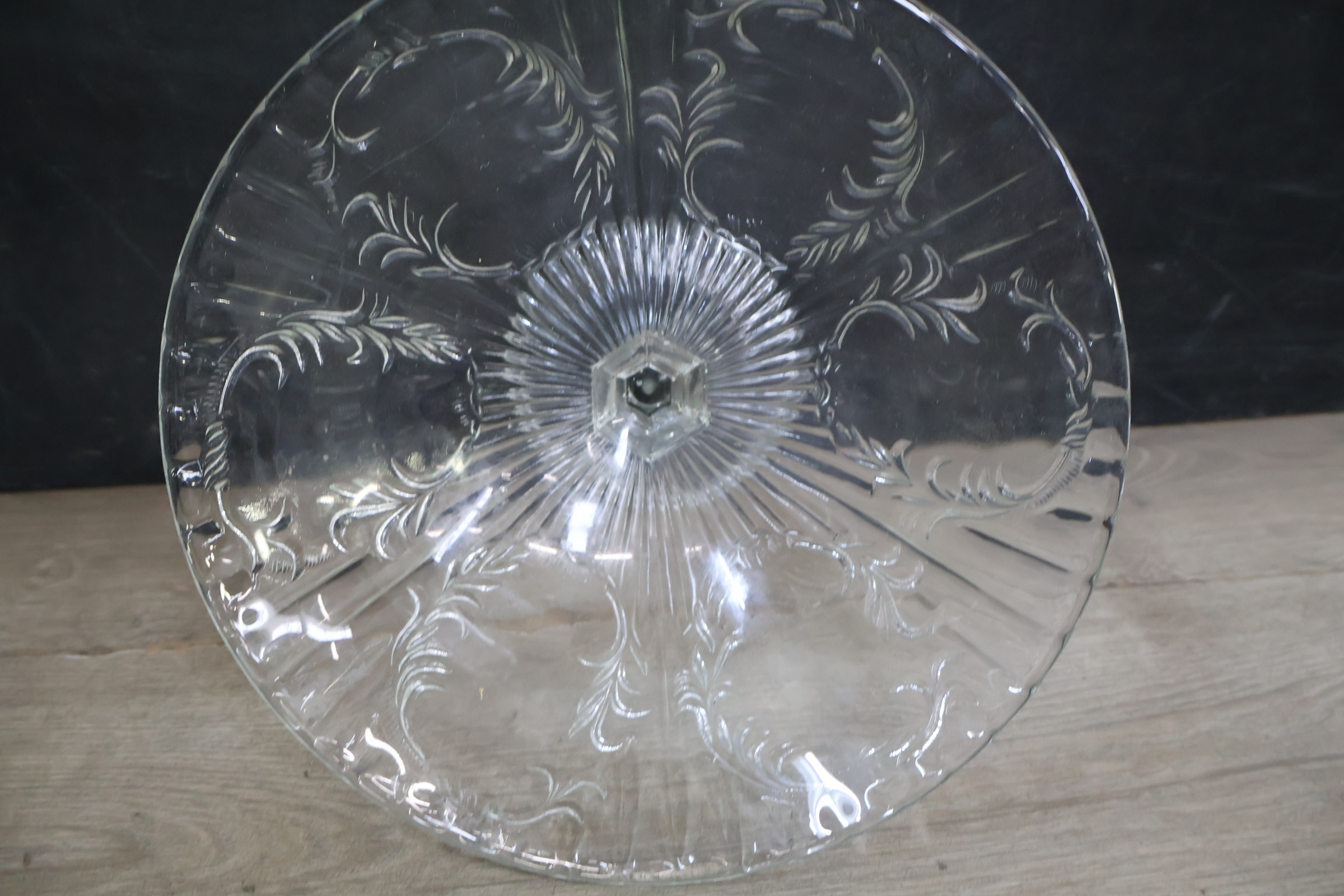 Set van drie glazen vazen – foto 15 – kavel bij GSD Auctions, Zoeterwoude