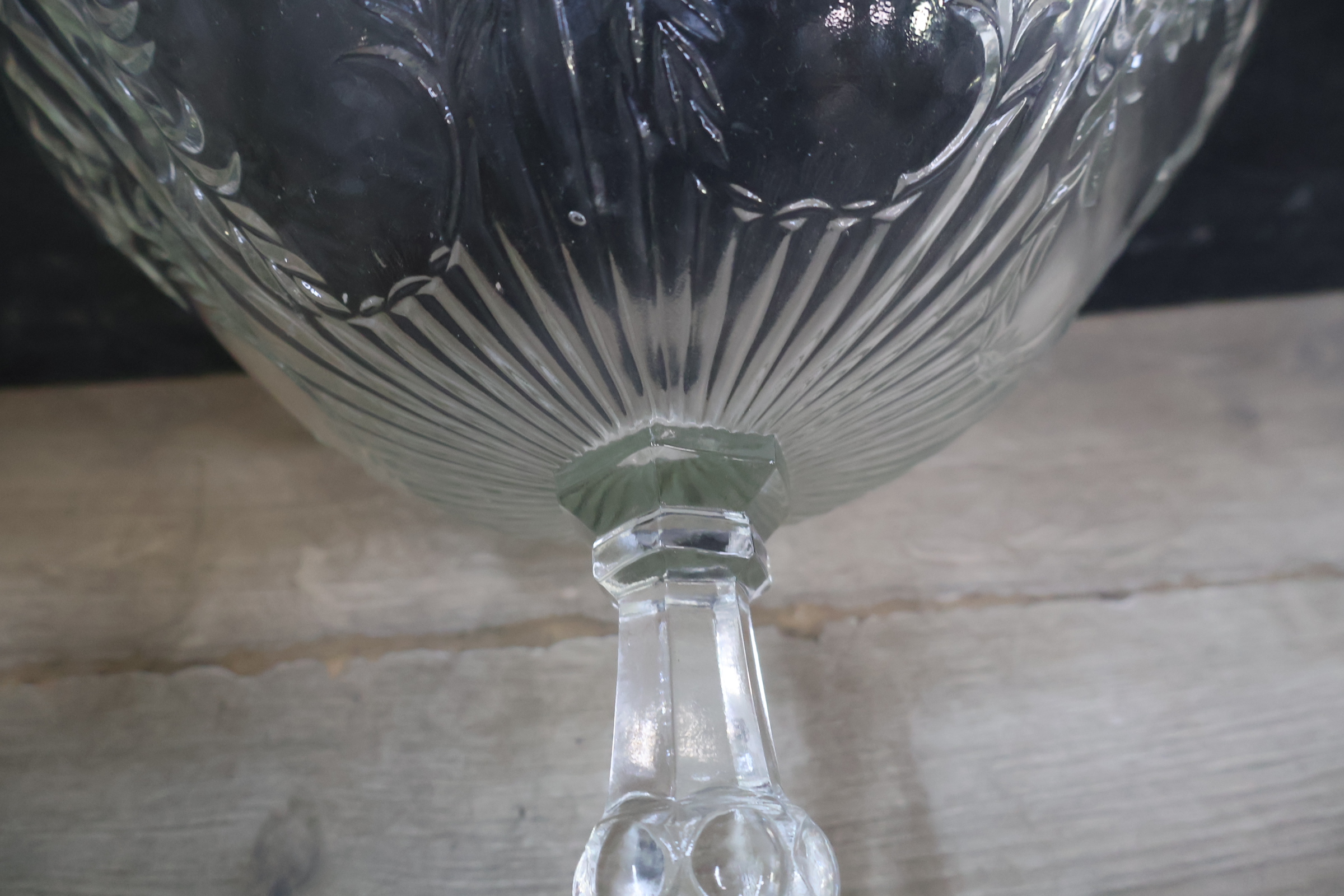 Set van drie glazen vazen – foto 18 – kavel bij GSD Auctions, Zoeterwoude