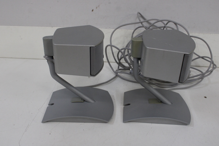 Bose speakerset – foto 12 – kavel bij GSD Auctions, Zoeterwoude