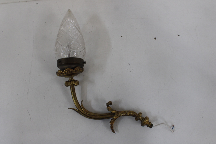 Antieke messing wandlamp – foto 15 – kavel bij GSD Auctions, Zoeterwoude