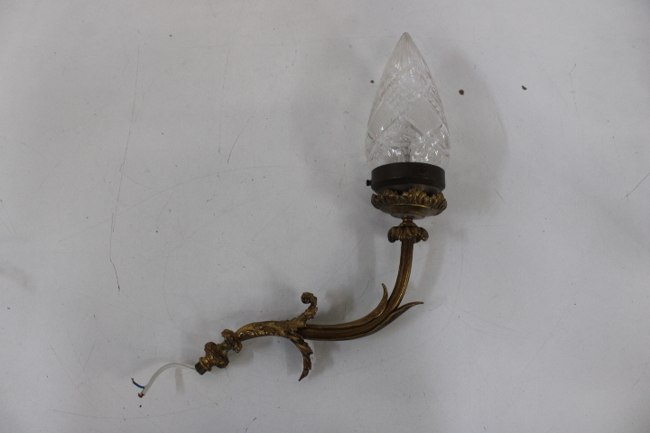 Antieke messing wandlamp – foto 18 – kavel bij GSD Auctions, Zoeterwoude
