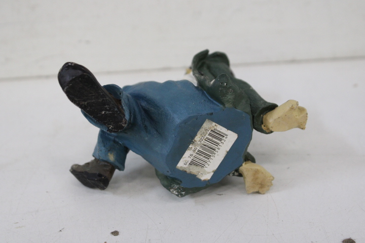 Twee keramische beeldjes van Laurel – foto 9 – kavel bij GSD Auctions, Zoeterwoude