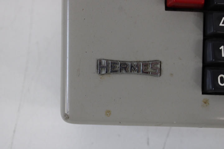 Hermes rekenmachine met printfunctie – foto 5 – kavel bij GSD Auctions, Zoeterwoude