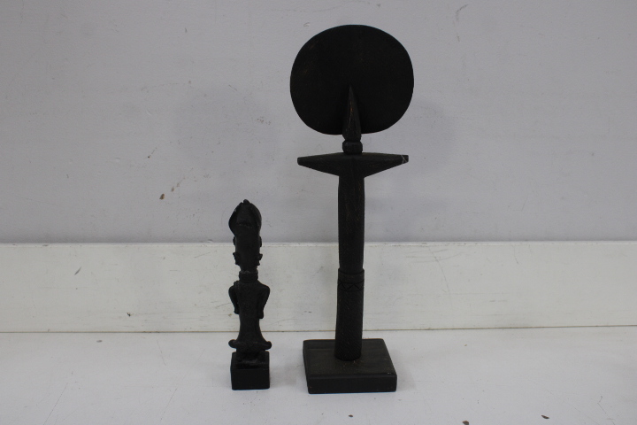 Set van vier Afrikaanse houten beelden – foto 5 – kavel bij GSD Auctions, Zoeterwoude