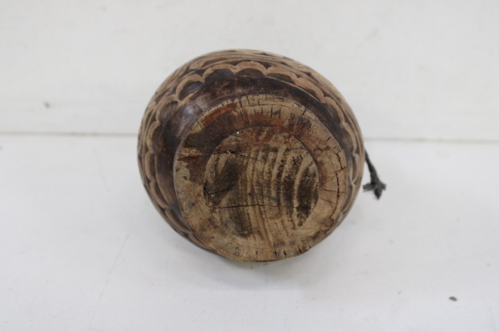 Set van vier Afrikaanse houten beelden – foto 10 – kavel bij GSD Auctions, Zoeterwoude
