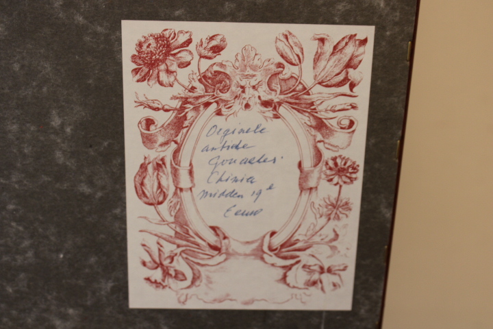 Ingelijste botanische prent met bloemen en vlinder – foto 10 – kavel bij GSD Auctions, Zoeterwoude