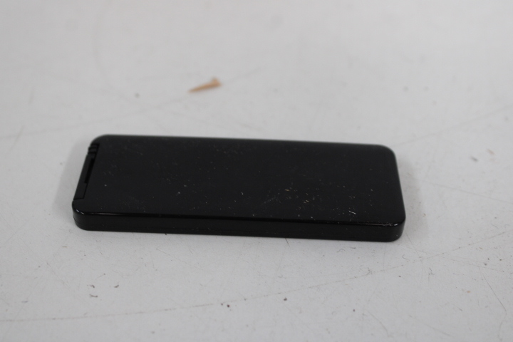 Logitech Speaker Dock met iPod 80GB – foto 11 – kavel bij GSD Auctions, Zoeterwoude