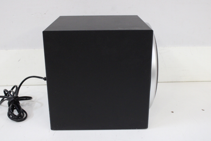 Logitech speaker set met subwoofer – foto 23 – kavel bij GSD Auctions, Zoeterwoude