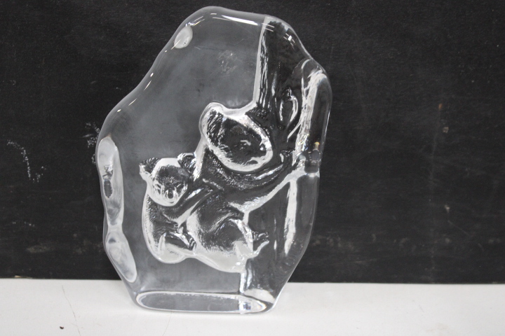 Abstract glazen beeld – foto 2 – kavel bij GSD Auctions, Zoeterwoude