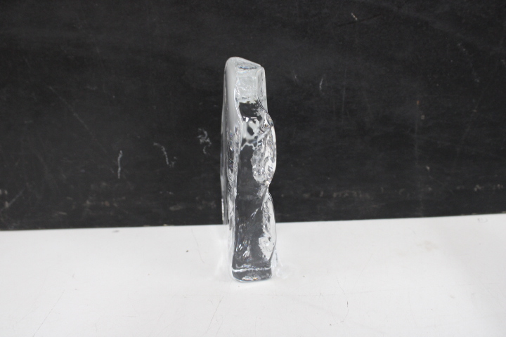 Abstract glazen beeld – foto 5 – kavel bij GSD Auctions, Zoeterwoude