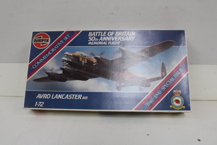 Airfix vliegtuigmodellen Avro Lancaster en stealth nighthawk – foto 10 – kavel bij GSD Auctions, Zoeterwoude