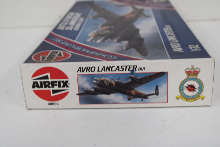 Airfix vliegtuigmodellen Avro Lancaster en stealth nighthawk – foto 14 – kavel bij GSD Auctions, Zoeterwoude