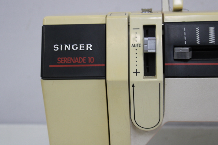 Singer Serenade 10 Naaimachine – foto 2 – kavel bij GSD Auctions, Zoeterwoude