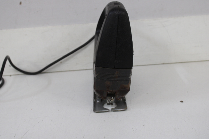 Black & Decker Decoupeerzaag – foto 13 – kavel bij GSD Auctions, Zoeterwoude