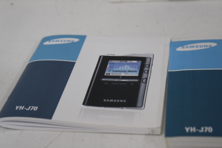 Samsung YH-J70 draagbare MP3-speler met accessoires – foto 9 – kavel bij GSD Auctions, Zoeterwoude