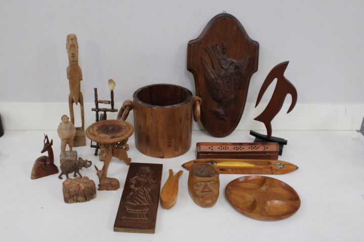 Lot houten beeldjes en decoratieve voorwerpen – foto 3 – kavel bij GSD Auctions, Zoeterwoude