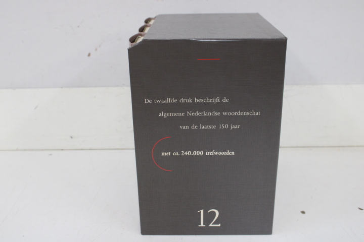 Van Dale Groot Woordenboek der Nederlandse Taal – foto 6 – kavel bij GSD Auctions, Zoeterwoude