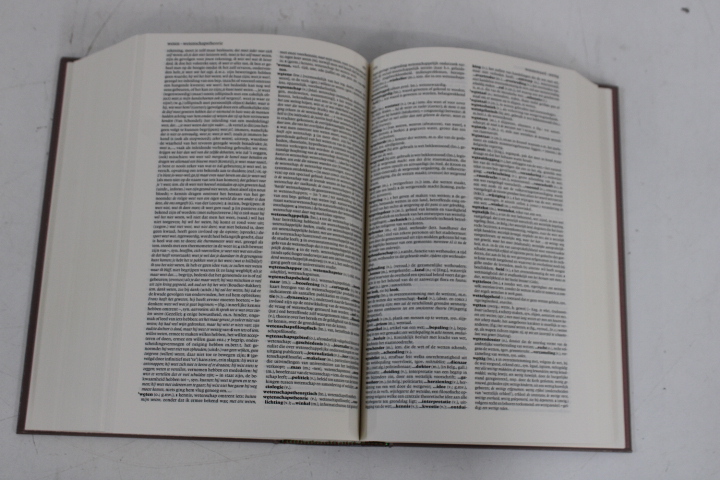 Van Dale Groot Woordenboek der Nederlandse Taal – foto 18 – kavel bij GSD Auctions, Zoeterwoude