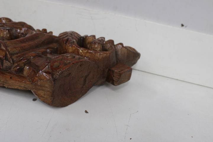 Antiek Houten Wandornament – foto 12 – kavel bij GSD Auctions, Zoeterwoude
