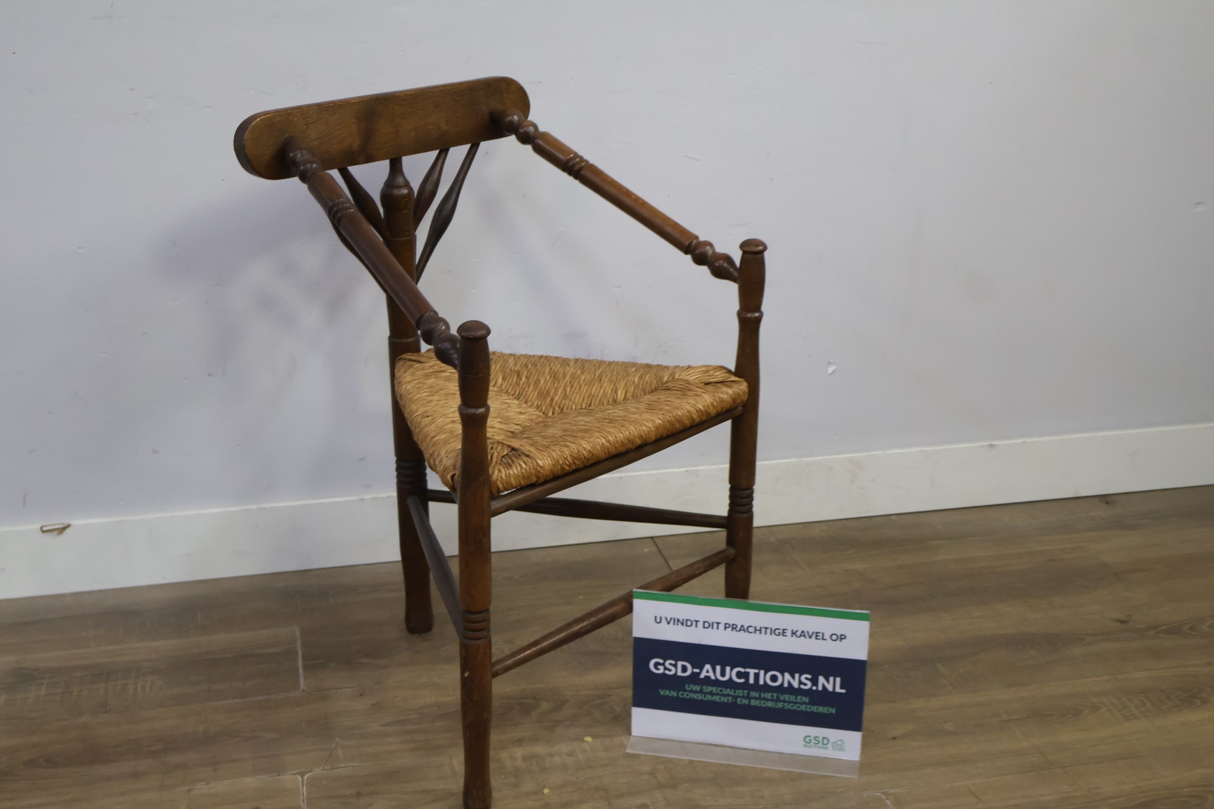 Antieke Hollandse Hoekstoel – foto 2 – kavel bij GSD Auctions, Zoeterwoude