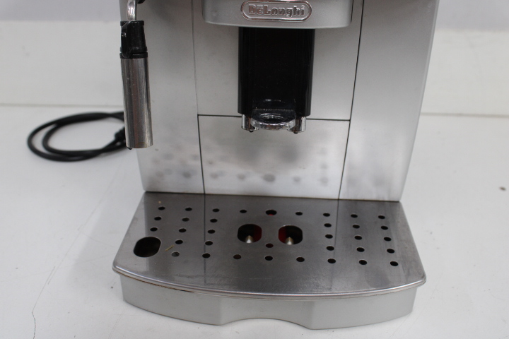 DeLonghi Magnifica S espressomachine – foto 7 – kavel bij GSD Auctions, Zoeterwoude
